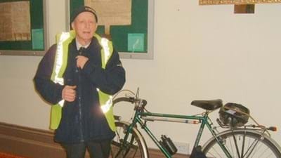 Martin Hobson puts us out of our misery by explaining the mystery of this bicycle – it belongs to him!